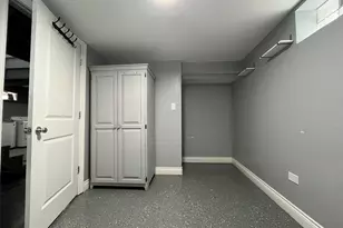 93 E 151st St, Harvey, IL 60426 - Photo 25