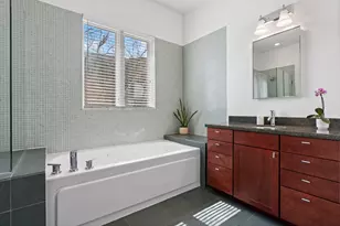 2065 N Kedzie Ave, Chicago, IL 60647 - Photo 17