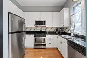 2065 N Kedzie Ave, Chicago, IL 60647 - Photo 11