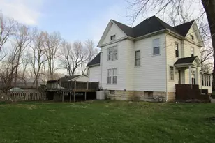 300 N Wolf St, Odell, IL 60460 - Photo 3