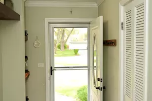 211 Sandalwood Dr, Naperville, IL 60540 - Photo 23