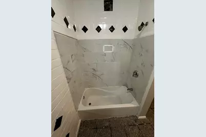 435 S Poplar Avenue, Kankakee, IL 60901 - Photo 27