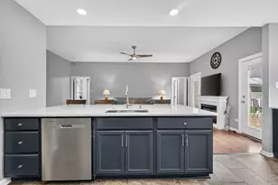 802 Heintz Dr, Shorewood, IL 60404 - Photo 15