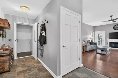 802 Heintz Drive, Shorewood, IL 60404 - Photo 9