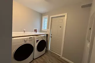 320 Minocqua St, Park Forest, IL 60466 - Photo 11