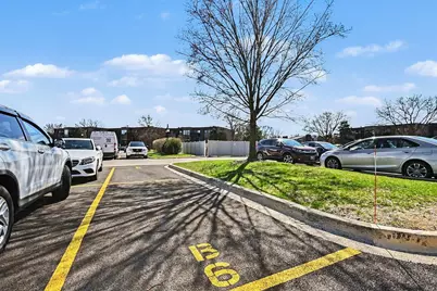 1484 Stonebridge Circle #B6, Wheaton, IL 60189 - Photo 15