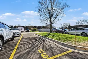 1484 Stonebridge Cir, Wheaton, IL 60189 - Photo 15