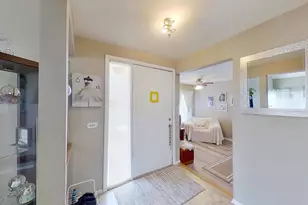 772 Colorado Ct, Carol Stream, IL 60188 - Photo 3