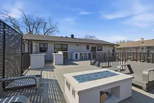 6717 Patton Dr, Woodridge, IL 60517 - Photo 17