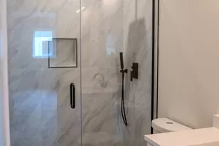 8041 S 85th Ct, Justice, IL 60458 - Photo 15