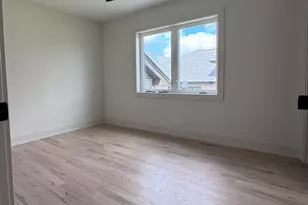 8041 S 85th Ct, Justice, IL 60458 - Photo 13