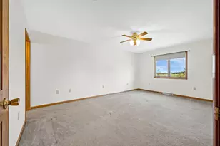 109 E Lake Ct, Atlanta, IL 61723 - Photo 13