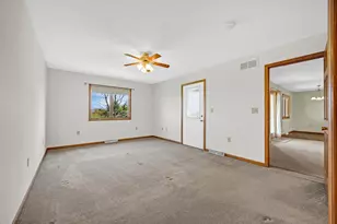 109 E Lake Ct, Atlanta, IL 61723 - Photo 17