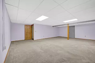 109 E Lake Ct, Atlanta, IL 61723 - Photo 23