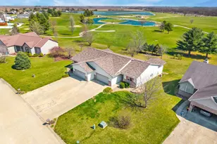 109 E Lake Ct, Atlanta, IL 61723 - Photo 33