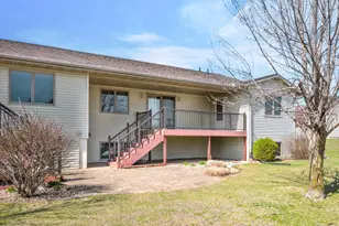 109 E Lake Ct, Atlanta, IL 61723 - Photo 29