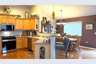 2939 Saganashkee Lane, Naperville, IL 60564 - Photo 5