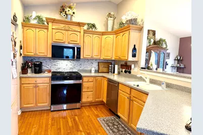 2939 Saganashkee Lane, Naperville, IL 60564 - Photo 7