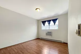 1524 W Sand Bar Ct, Round Lake, IL 60073 - Photo 15