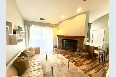 7210 S Adams Street #D, Willowbrook, IL 60527 - Photo 3