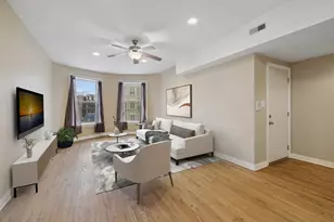 4522 S Calumet Ave, Chicago, IL 60653 - Photo 3