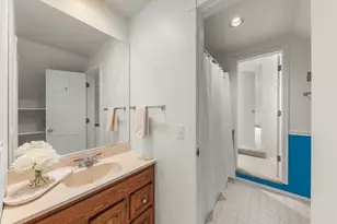 1205 E Bonner Rd, Wauconda, IL 60084 - Photo 17