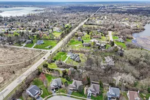 1205 E Bonner Rd, Wauconda, IL 60084 - Photo 31