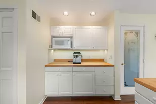 1205 E Bonner Rd, Wauconda, IL 60084 - Photo 9