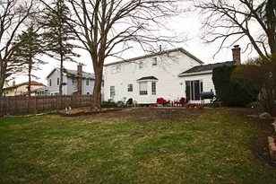 1017 Mayfair Dr, Libertyville, IL 60048 - Photo 27