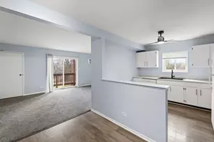 1000 Spruce St, Glendale Heights, IL 60139 - Photo 5