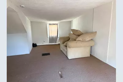 106 S Joliet Street W, Joliet, IL 60436 - Photo 11