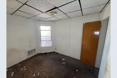 940 N Hamlin Avenue, Chicago, IL 60651 - Photo 11