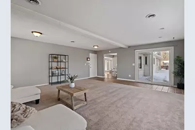 8210 Ridgewood Road, Rock Island, IL 61201 - Photo 21