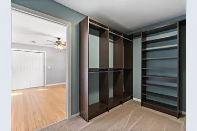 8210 Ridgewood Road, Rock Island, IL 61201 - Photo 41