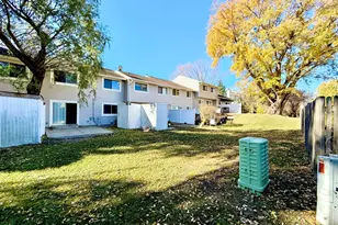 747 Cove Ct, Bartlett, IL 60103 - Photo 17