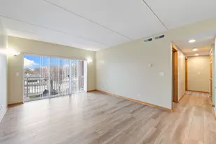 6559 W George St, Chicago, IL 60634 - Photo 5