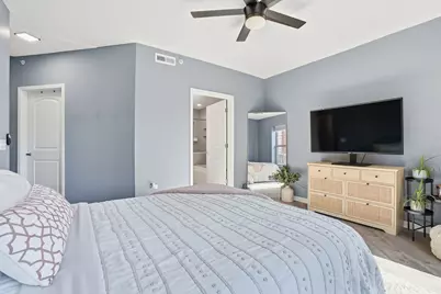 656 Pearson Street #203, Des Plaines, IL 60016 - Photo 13