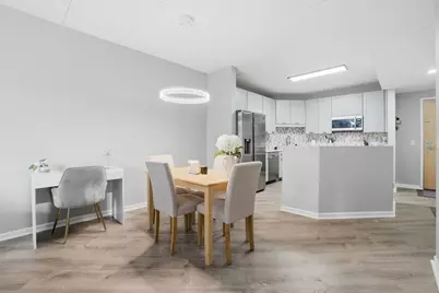 656 Pearson Street #203, Des Plaines, IL 60016 - Photo 7