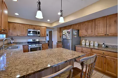 37W208 Olwin Drive, Elgin, IL 60124 - Photo 9