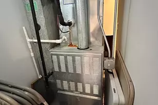 11825 S Bishop St, Chicago, IL 60643 - Photo 23