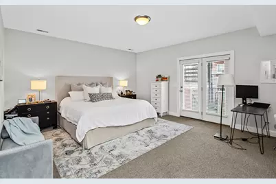 3928 N Greenview Avenue #2, Chicago, IL 60613 - Photo 11