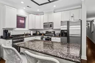 3928 N Greenview Ave, Chicago, IL 60613 - Photo 7