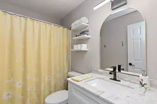 2611 Stanton Cir, Lake in the Hills, IL 60156 - Photo 15