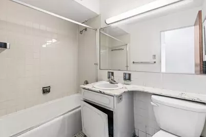 1567 Ridge Avenue #607, Evanston, IL 60201 - Photo 15