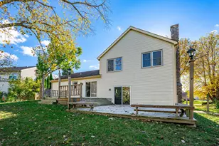 62 E Fox Hill Dr, Buffalo Grove, IL 60089 - Photo 25