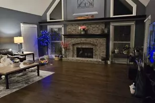 743 Chasewood Dr, South Elgin, IL 60177 - Photo 11