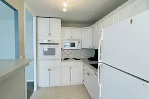 4800 S Chicago Beach Dr, Chicago, IL 60615 - Photo 7