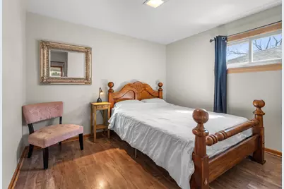 933 N Midlothian Road, Mundelein, IL 60060 - Photo 9