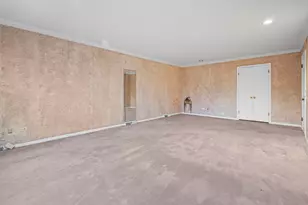 560 Hunter Rd, Wilmette, IL 60091 - Photo 15