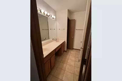 429 Prairieview Drive, Oswego, IL 60543 - Photo 13